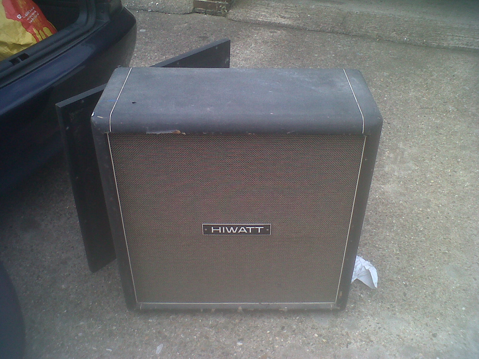 amp1.jpg